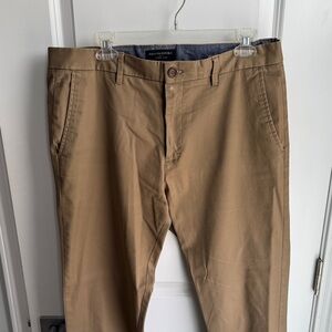 Banana Republic Men's Khaki Chinos